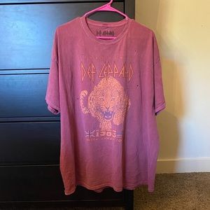 DEF LEPPARD TEE FROM URBAN